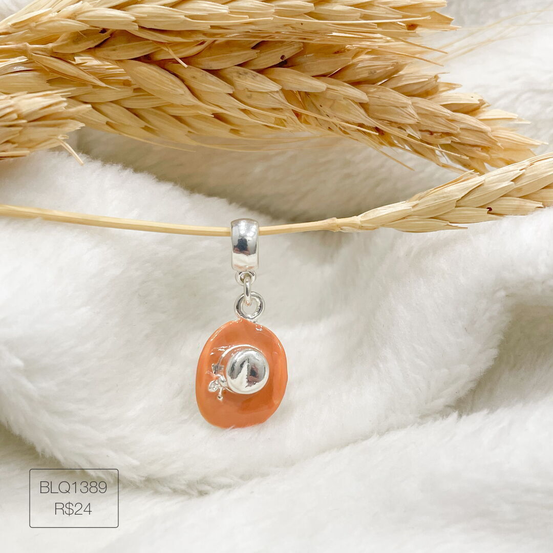 Berloque Chapéu Woody Toy Story Pendurado Esmaltado Prateado